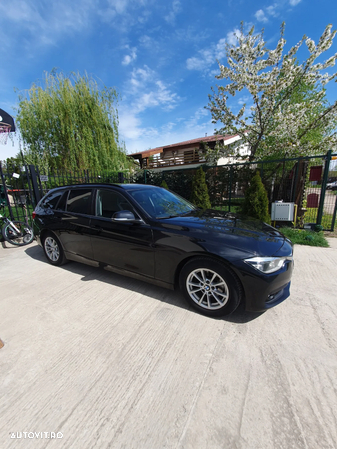 BMW Seria 3 316d Touring Aut. Advantage - 1