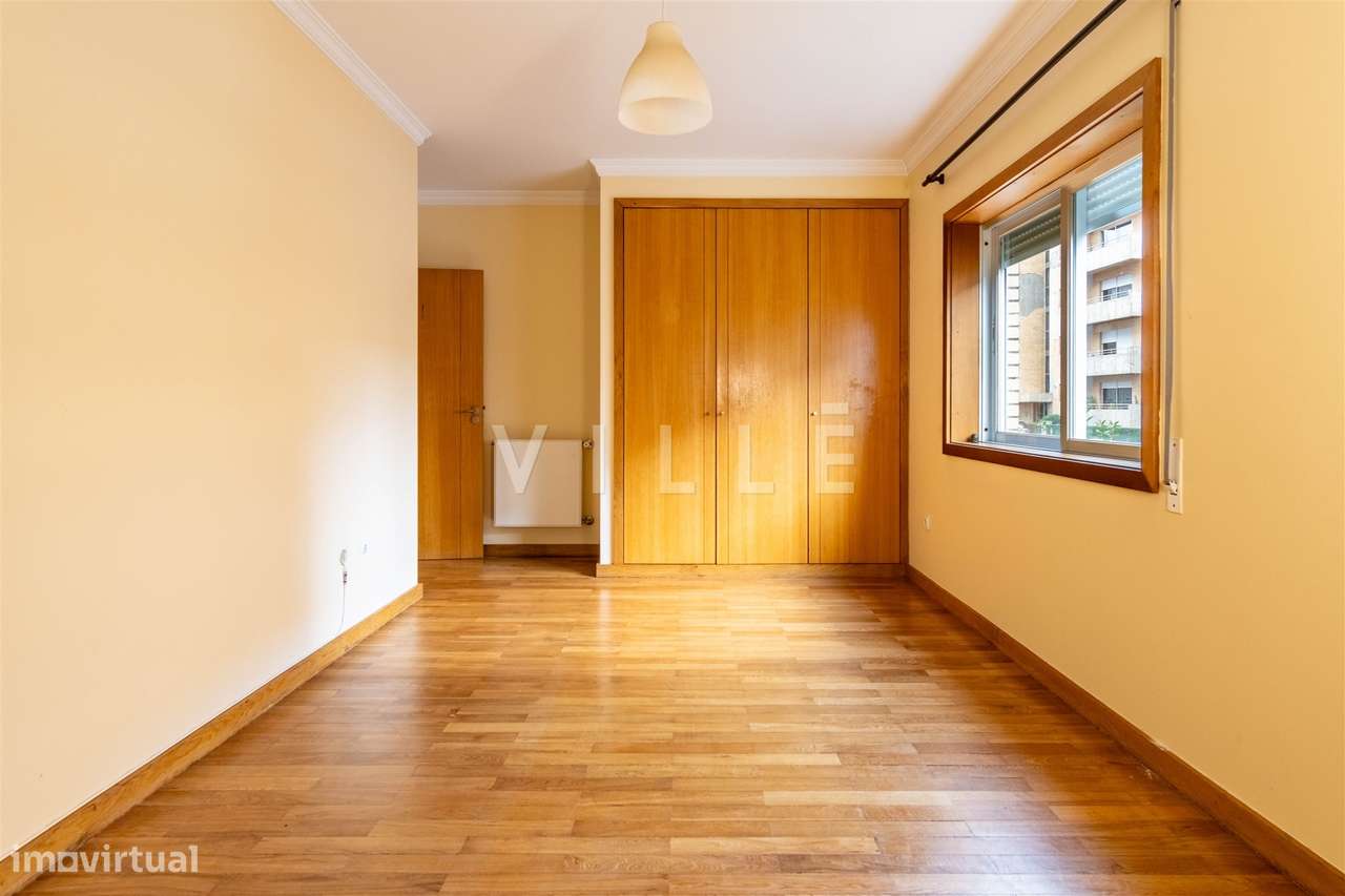 T2 em Condomínio Fechado Rio Tinto - Garagem Box e Varanda - Grande imagem: 5/41