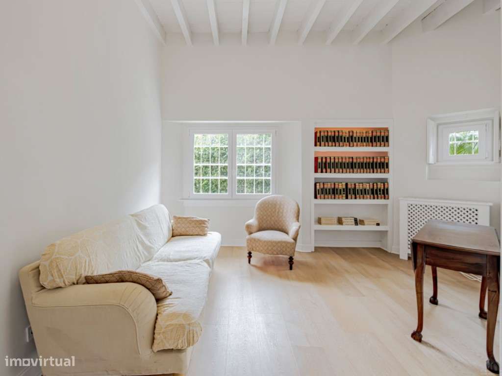 Moradia Independente T4, jardim e piscina, Estoril-7