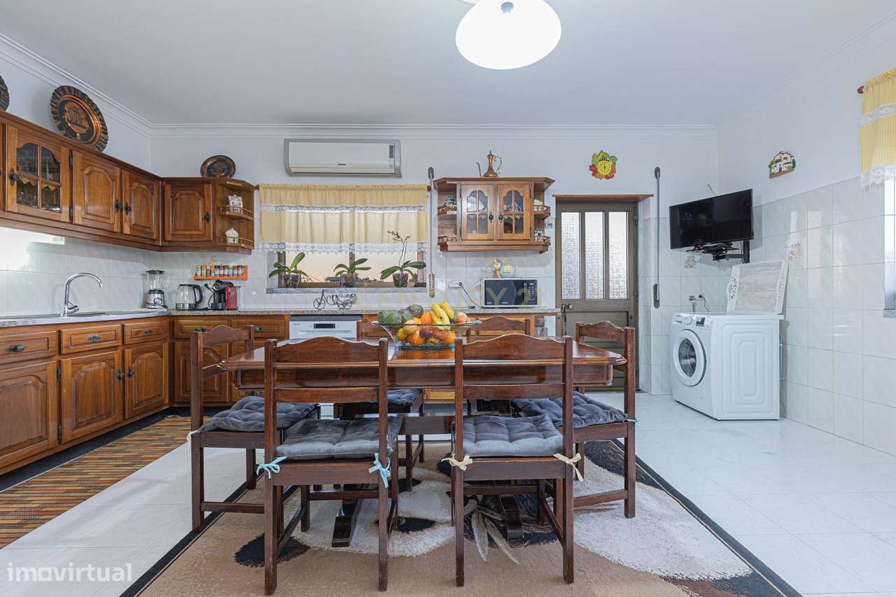 Moradia T4 + Anexo T2 independente + Restaurante no Rés Chão,  Vale Mi - Grande imagem: 4/45