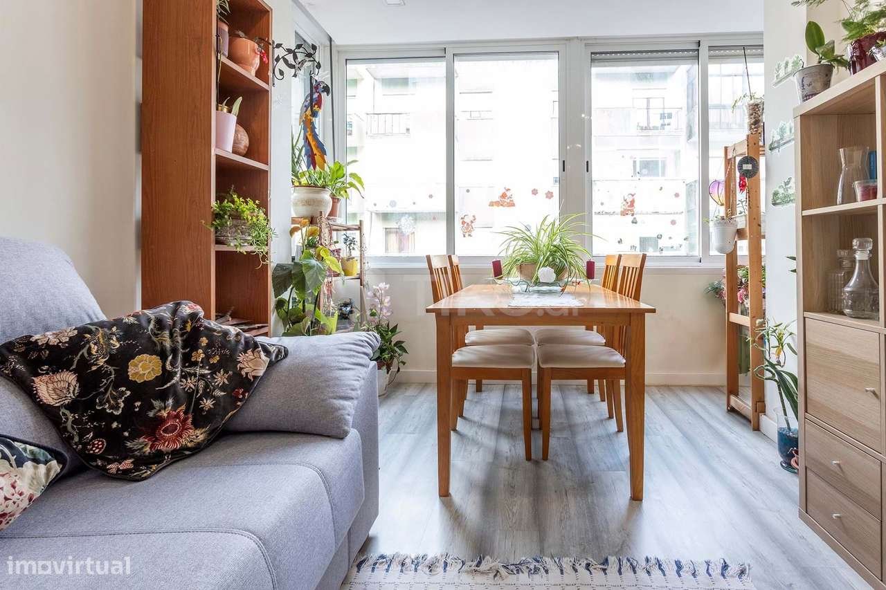 Excelente Apartamento T2 remodelado-6