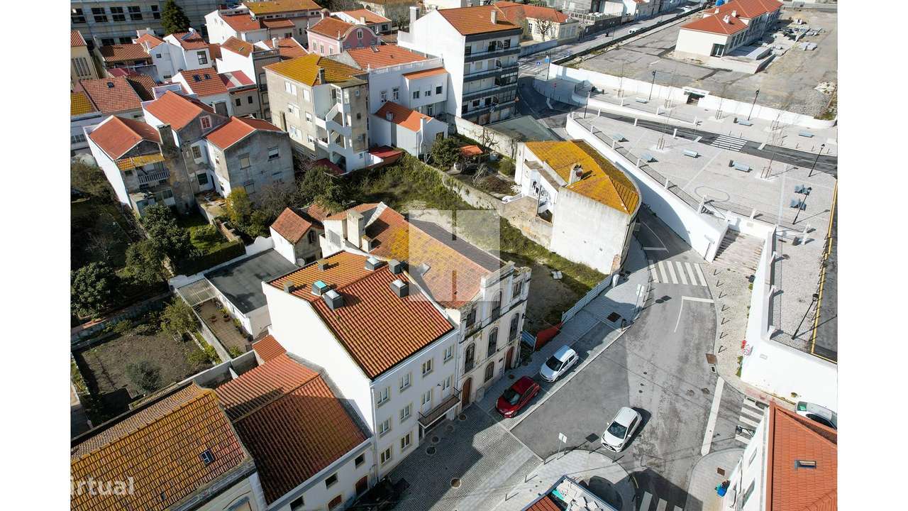 Moradia para Restaurar T10-18