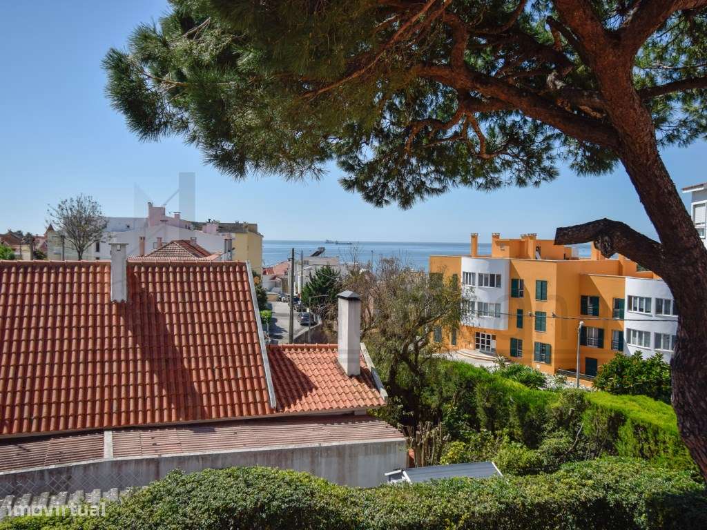 MORADIA INDEPENDENTE NO ESTORIL COM VISTA MAR-1