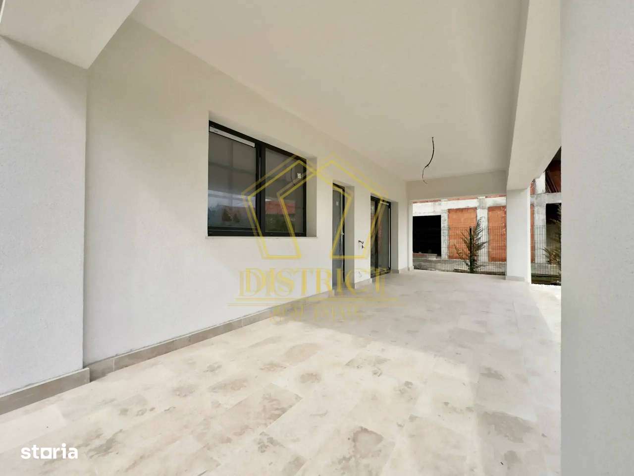 Casa superba cu 5 camere si garaj | Dumbravita - Imagine principală: 2/14