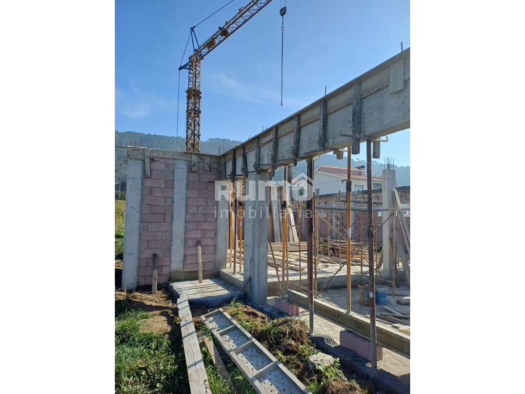 Moradia Unifamiliar V3 Térrea - Arquitetura Moderna-10