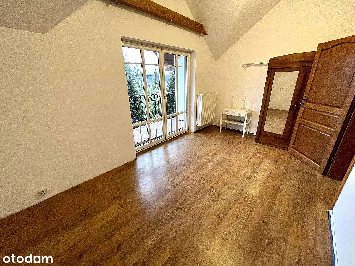 Piękny, niepowtarzalny duży Dom (272m2) w Załomiu-13