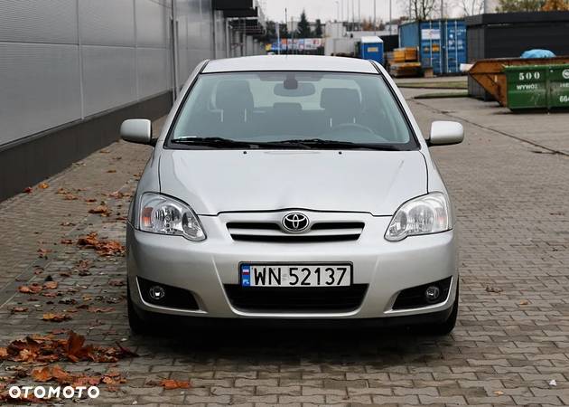 Toyota Corolla 1.6 VVT-i Sol - 2