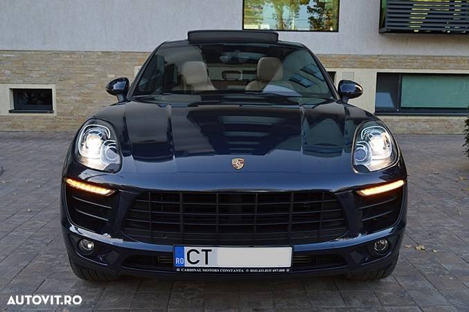 Porsche Macan Standard - 2