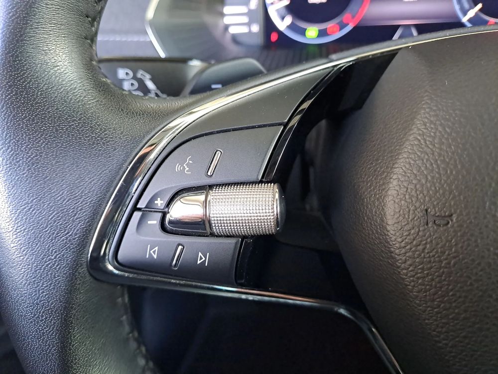 SKODA OCTAVIA 1.5TSI e-Tec 150KM Masaże Kamera Ambiente ACC SALON PL ASO VAT23%