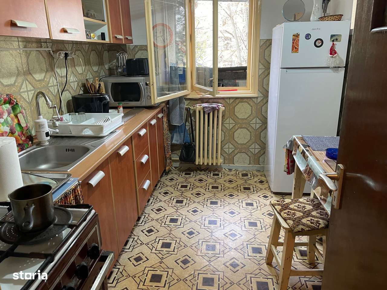 Nord,Laurilor,apart 2 cam,2/4,de vanzare-5