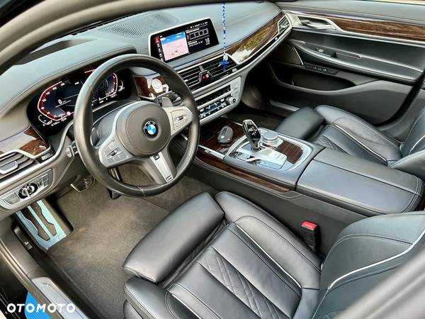 BMW Seria 7 750Li xDrive sport - 16