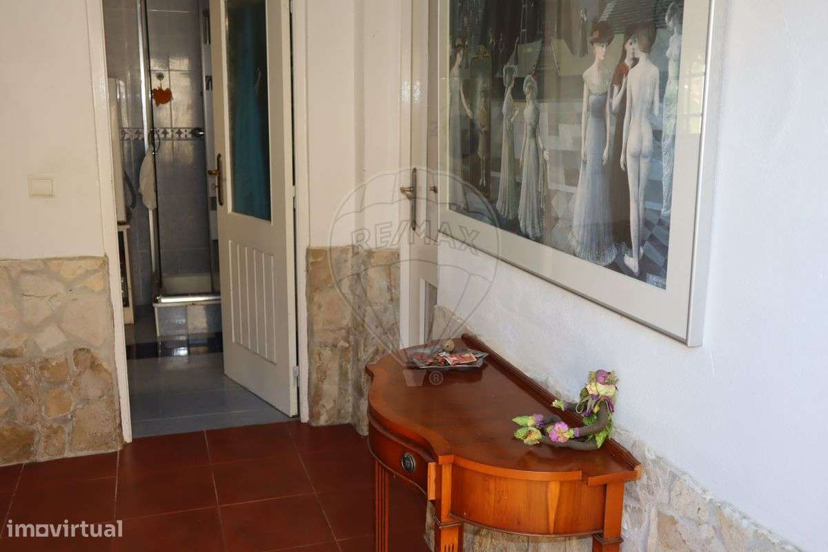 Moradia T1 para venda-5