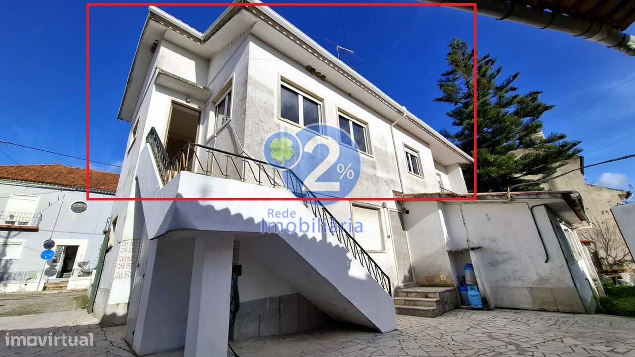 Apartamento T5 Duplex com Logradouro - Pousos - Grande imagem: 5/55