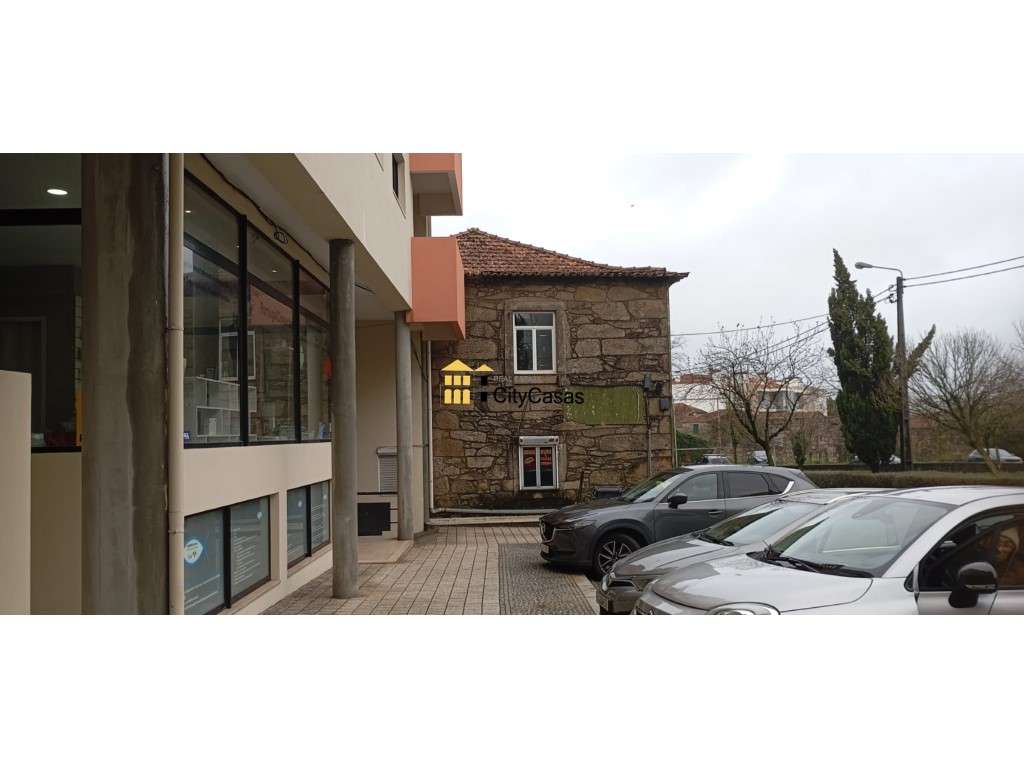 Terreno de 911 m2 com PIP | Castêlo da Maia - Grande imagem: 3/4