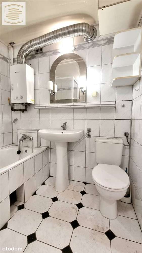 2 pokojowe mieszkanie z ładnym widokiem na osiedle-4