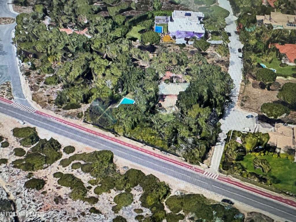 Moradia para obras totais para uma construção máxima de 554 m2, T6 ...-4