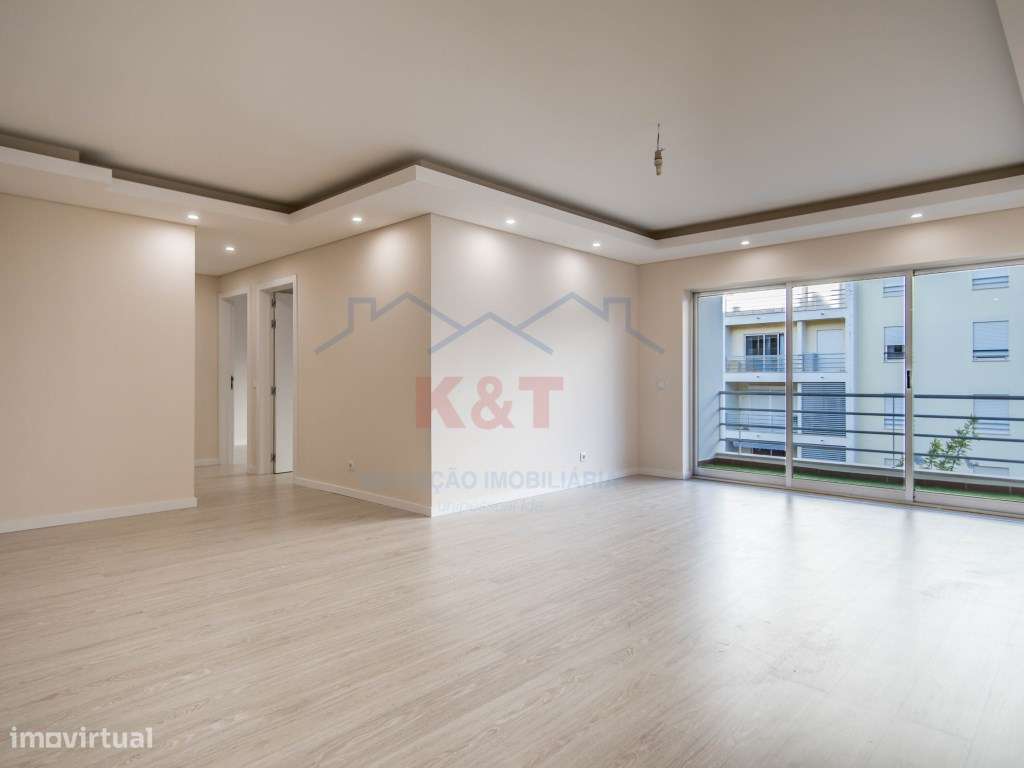 T3 na Encosta da Marina, Garagem, Arrecadação, Portimão - Grande imagem: 2/19