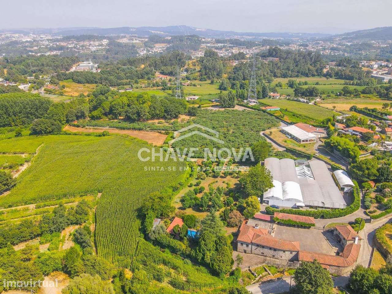 Quinta com duas Habitações independentes e espaço de eventos com 43... - Grande imagem: 5/25