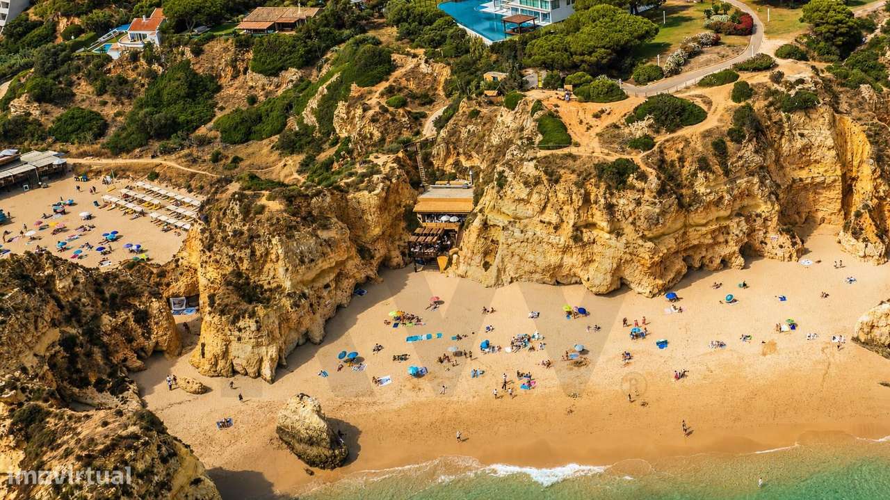 Viver ou Investir no Clube Prainha: O Privilégio dos Serviços de Luxo-34
