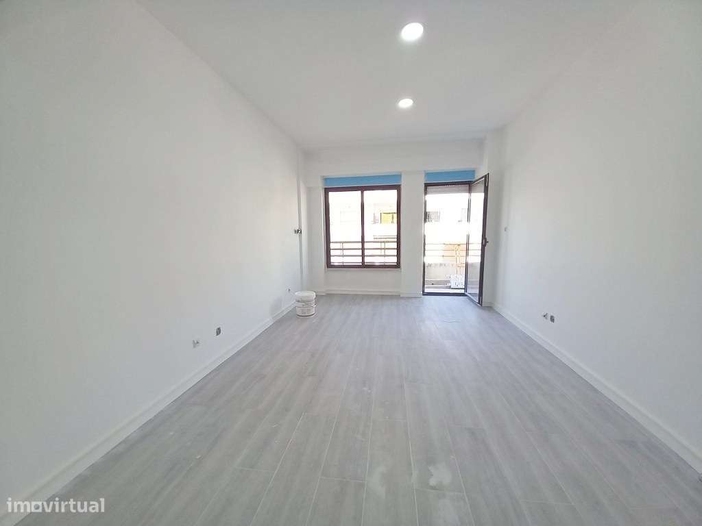 Apartamento T4 Venda em Costa da Caparica,Almada-38