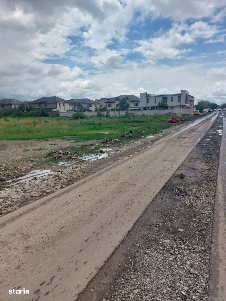 Prelungirea Ghencea - Safirului, Stradal - Imagine principală: 5/8