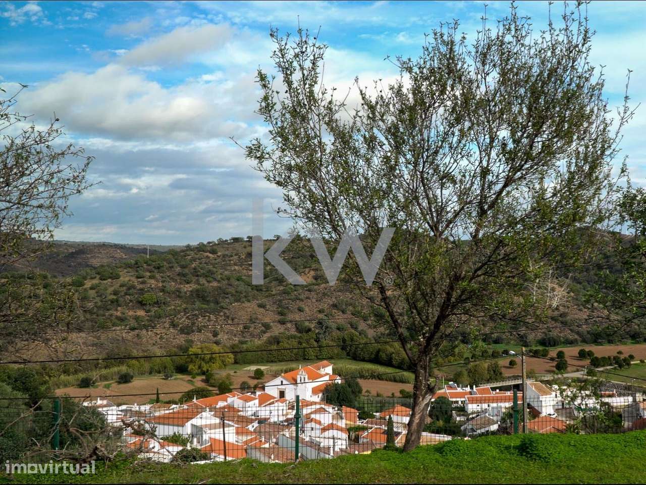 Moradia Isolada T3  -  Garagem - Vistas deslumbrantes  - Odeleite - Al-18