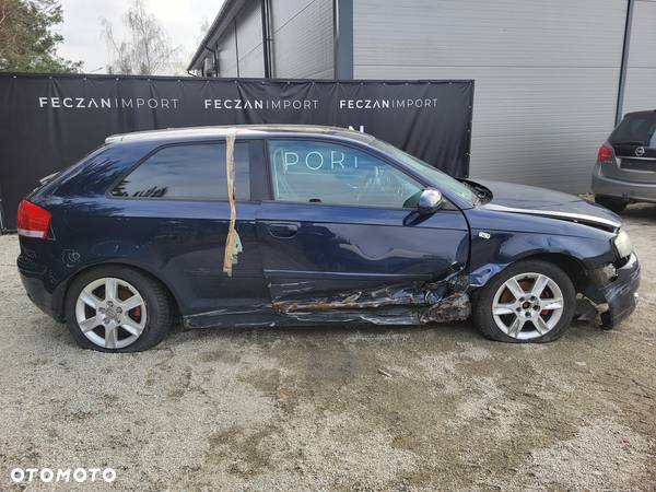 Audi A3 1.6 Ambiente - 11