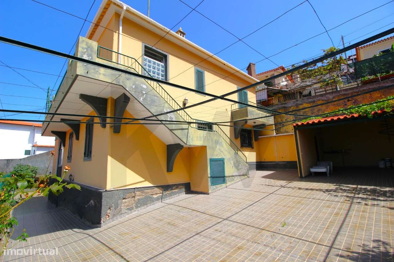 Casa T9, vista panorâmica, local tranquilo, bom estado conservação, a - Grande imagem: 4/60