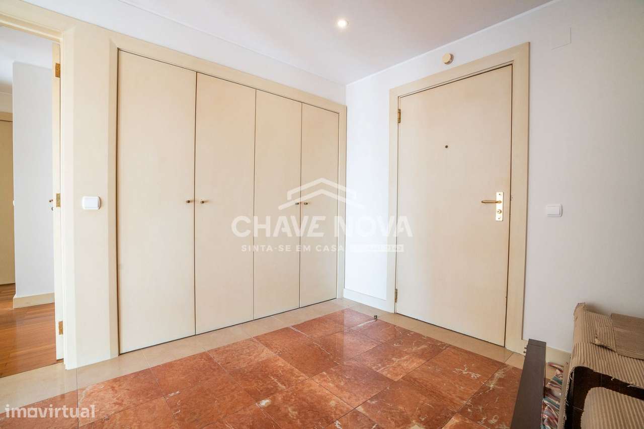 Apartamento T1 de Luxo na Alameda Jardins da Arrábida –Gaia - Grande imagem: 4/15