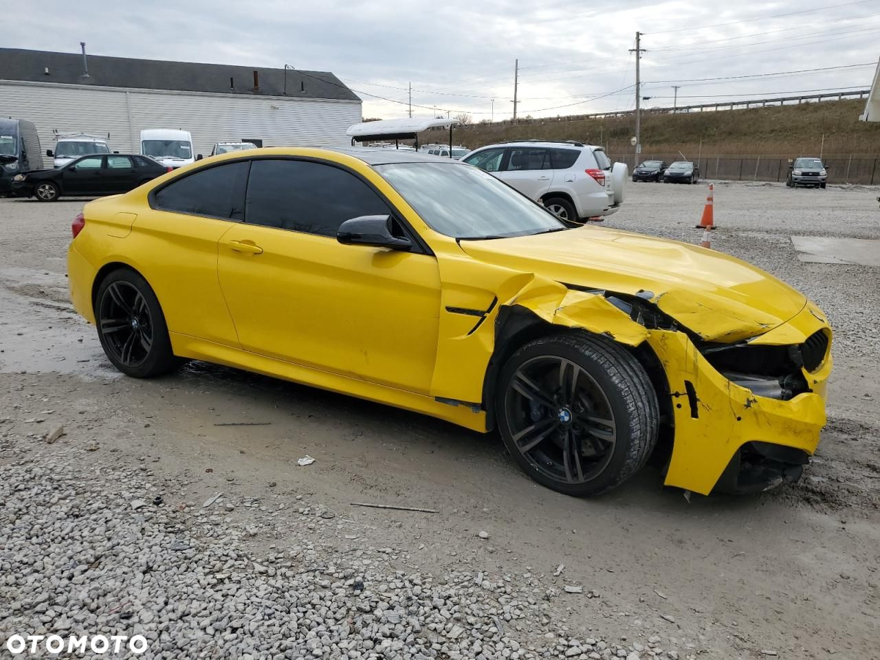 BMW M4 - 5