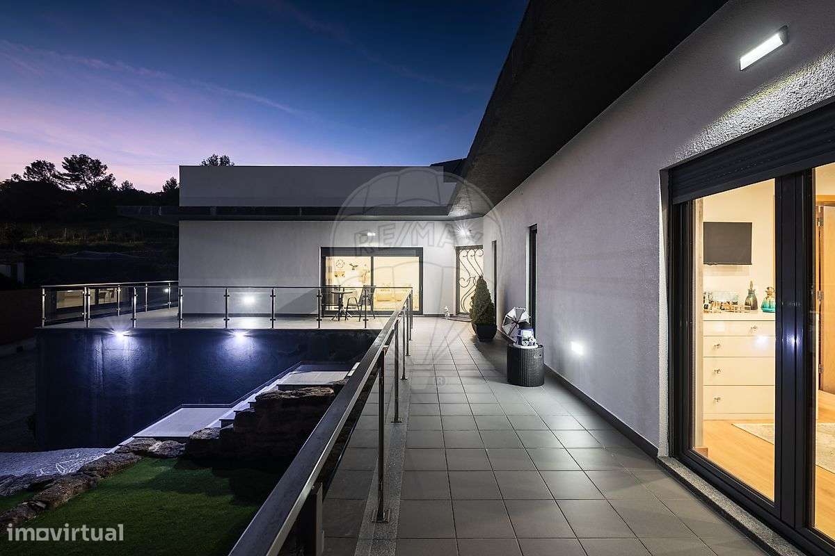 Moradia T3 para venda - Grande imagem: 2/50