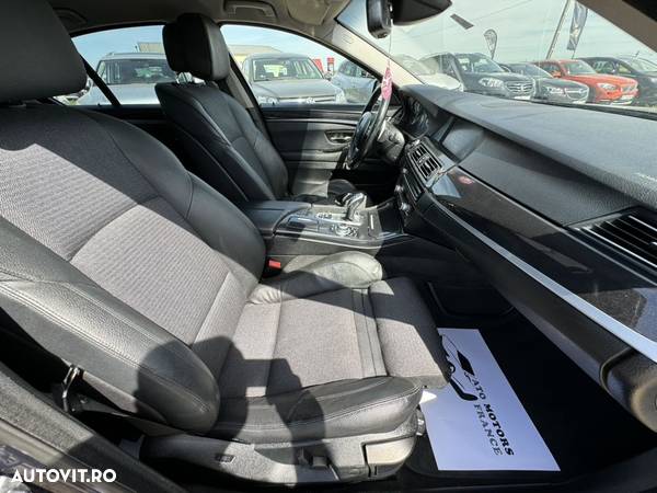 BMW Seria 5 525d xDrive Sport-Aut. Luxury Line - 11