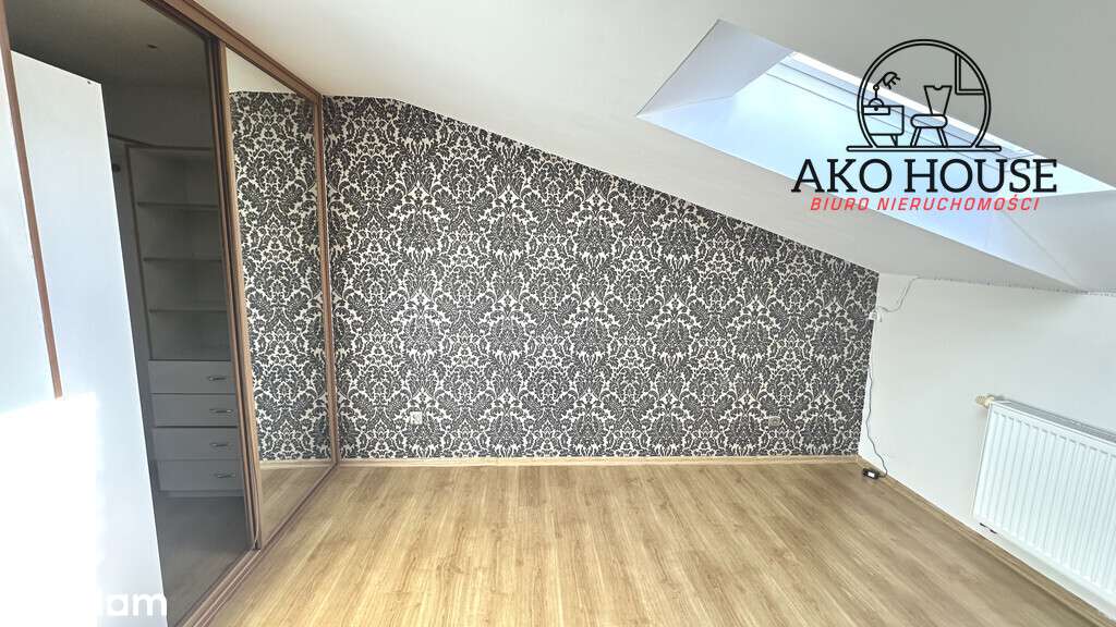 Dom 240 m² pod inwestycję – 4 lokale + 2 garaże!-12