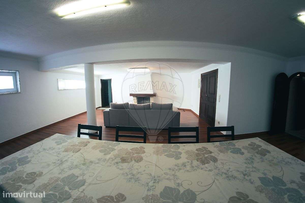 Moradia T5 para venda-32