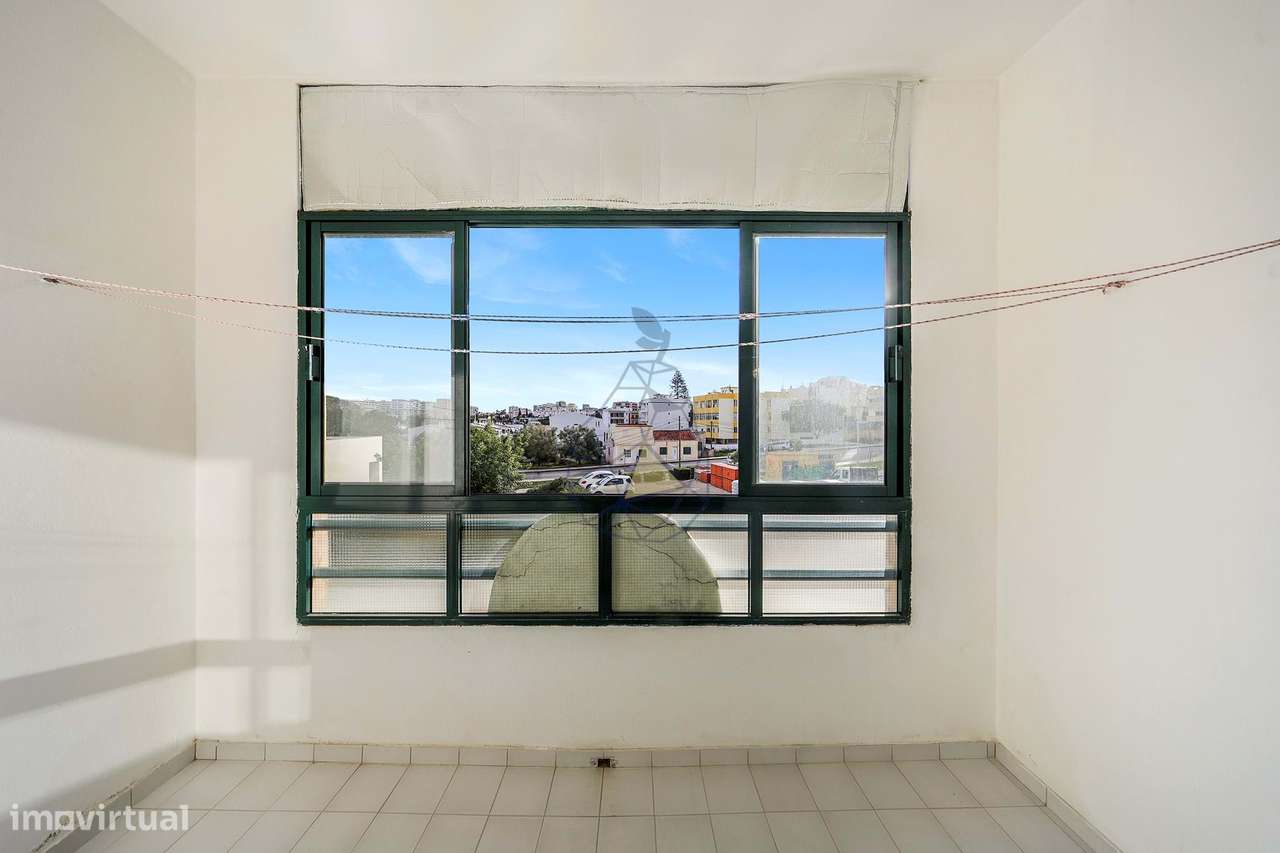 Apartamento T1 Luminoso com Áreas Generosas em Portimão - Grande imagem: 5/30