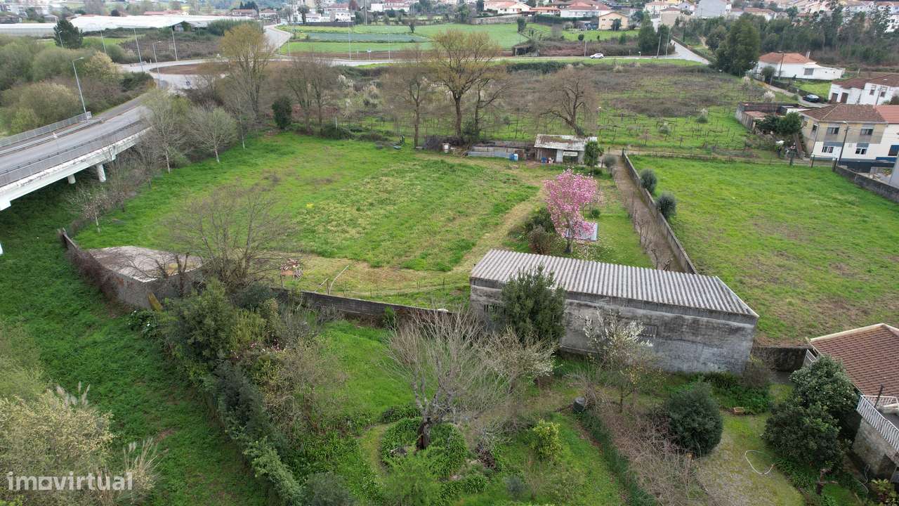 Venda de terreno na Rua  Portela de baixo (S.Pedro Fins - MAIA) - Grande imagem: 4/12