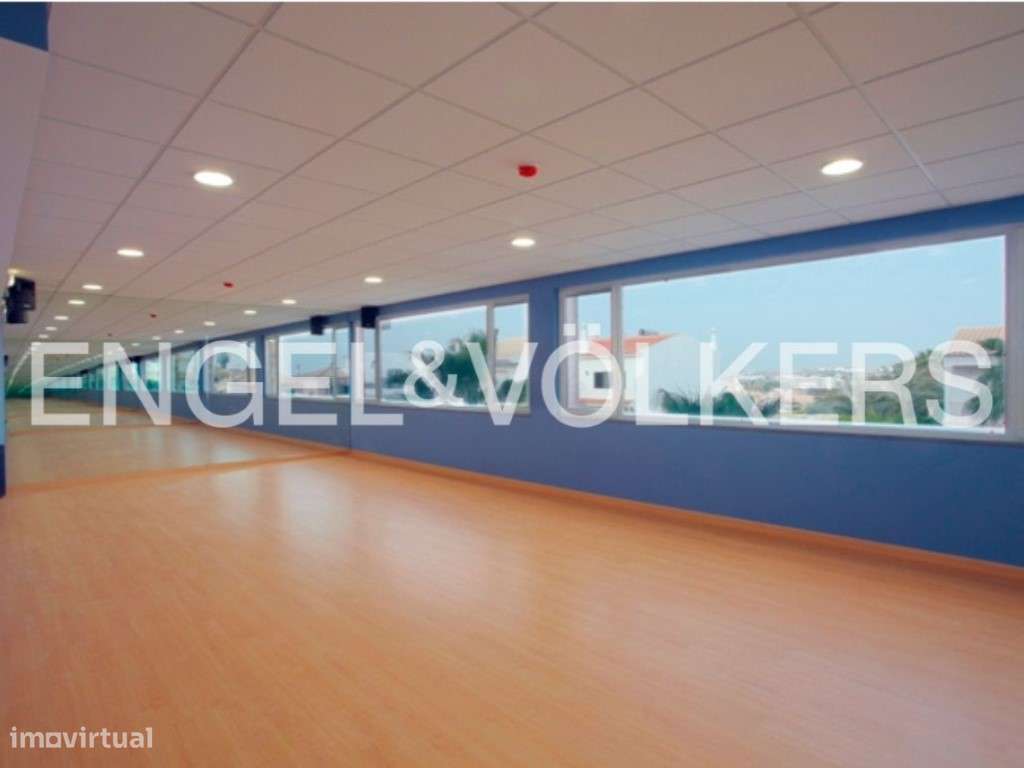 Centro Desportivo e Bem-Estar à Venda em Faro - Grande imagem: 3/19