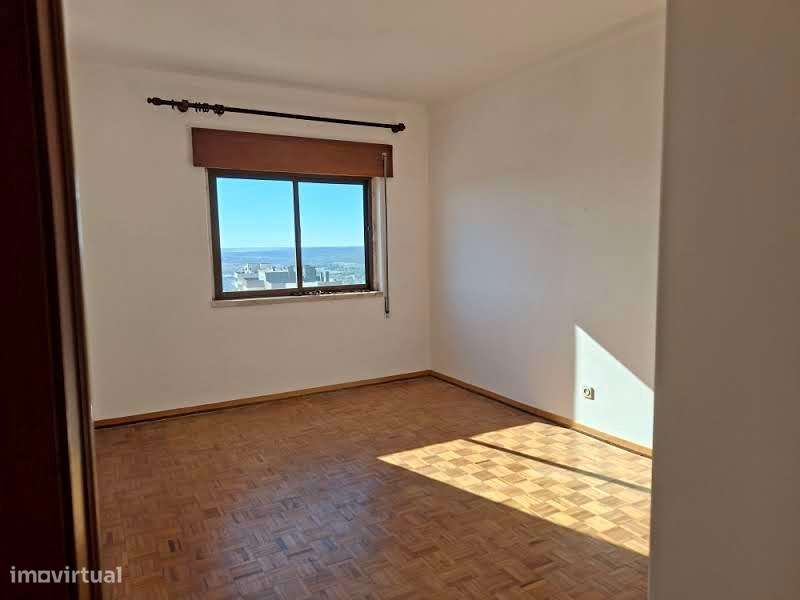 Apartamento T5 DUPLEX Venda-21