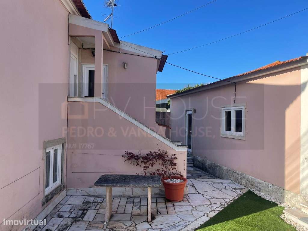 Moradia T3 Renovada na Várzea de Sintra - Charme, Conforto e Vista ...-46