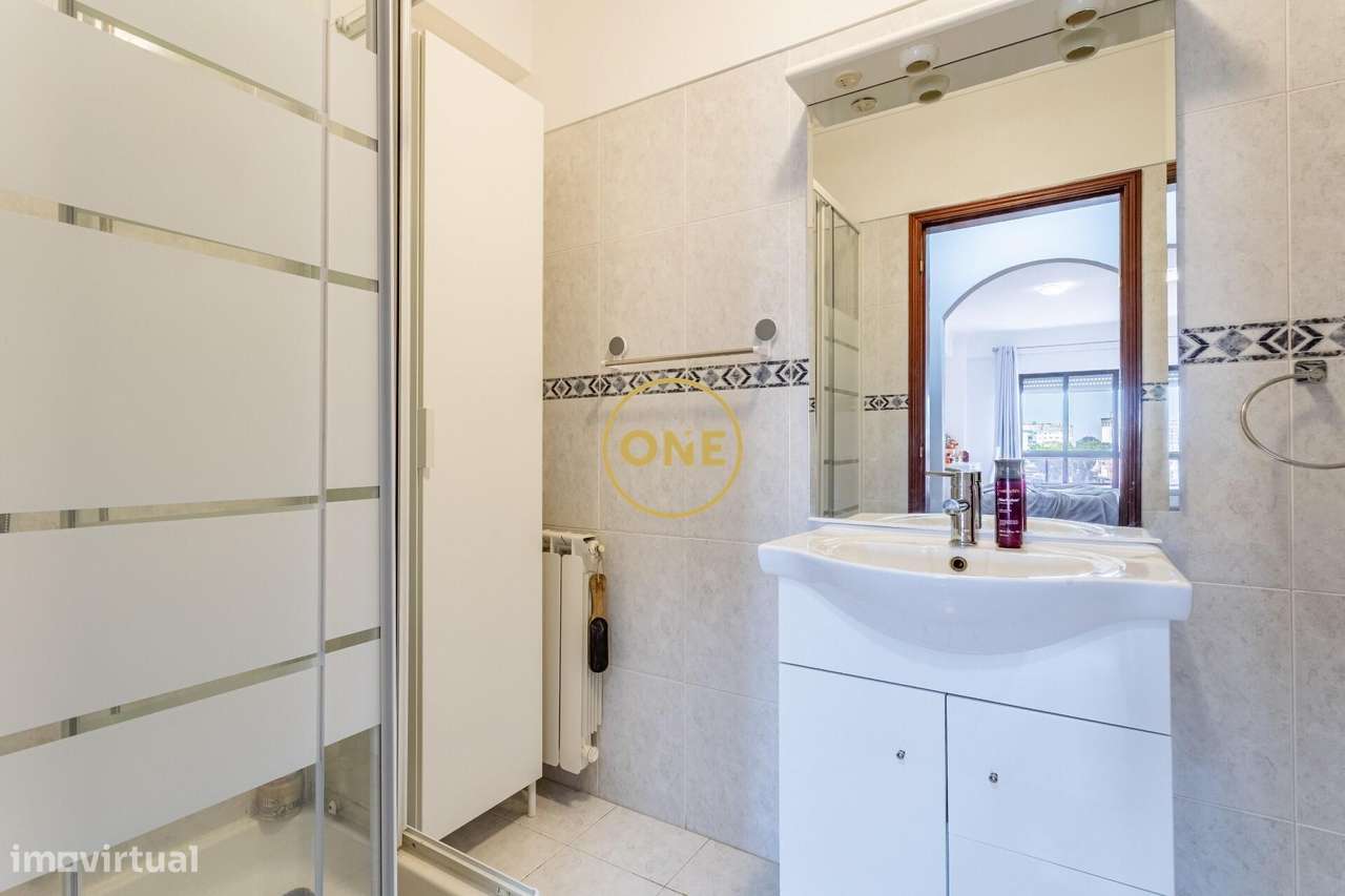 T2 com 108m2, garagem box + parqueamento, vistas Serra de Sintra | Pal-16