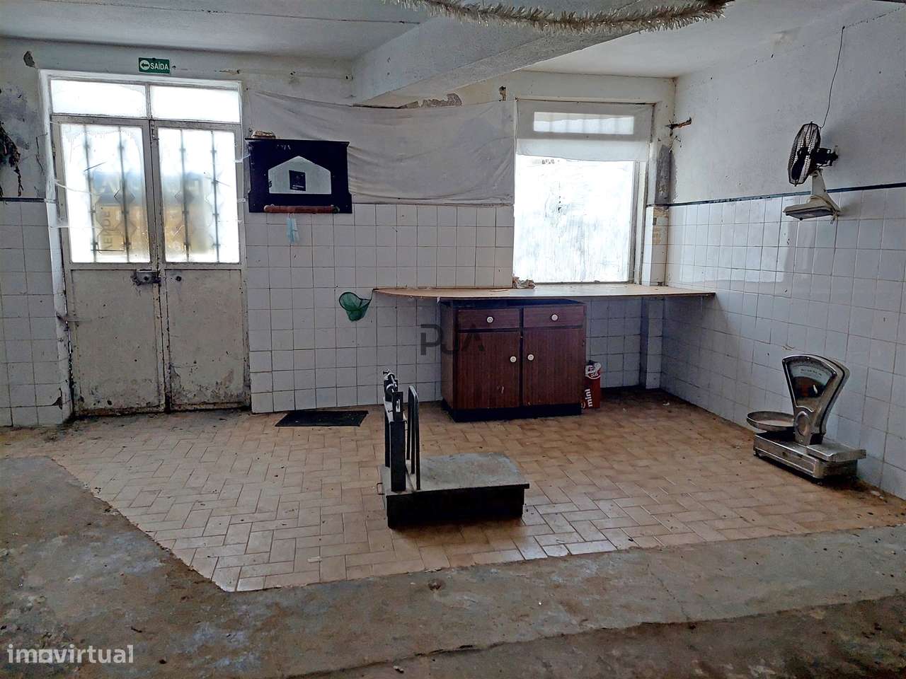 Moradia T4 para remodelar em Routar, Torredeita - Grande imagem: 2/17