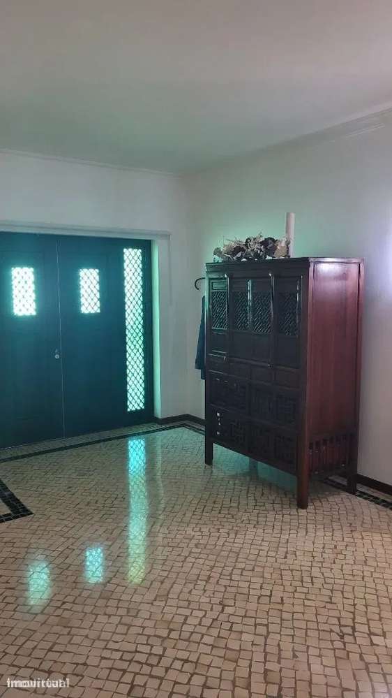 Moradia T3 isolada com piscina em Torres Novas-7