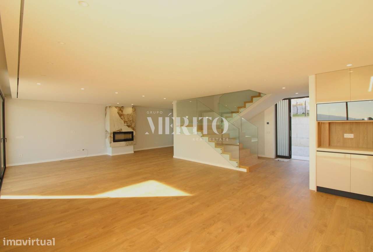 Moradias em Banda T3 - Grande imagem: 2/33