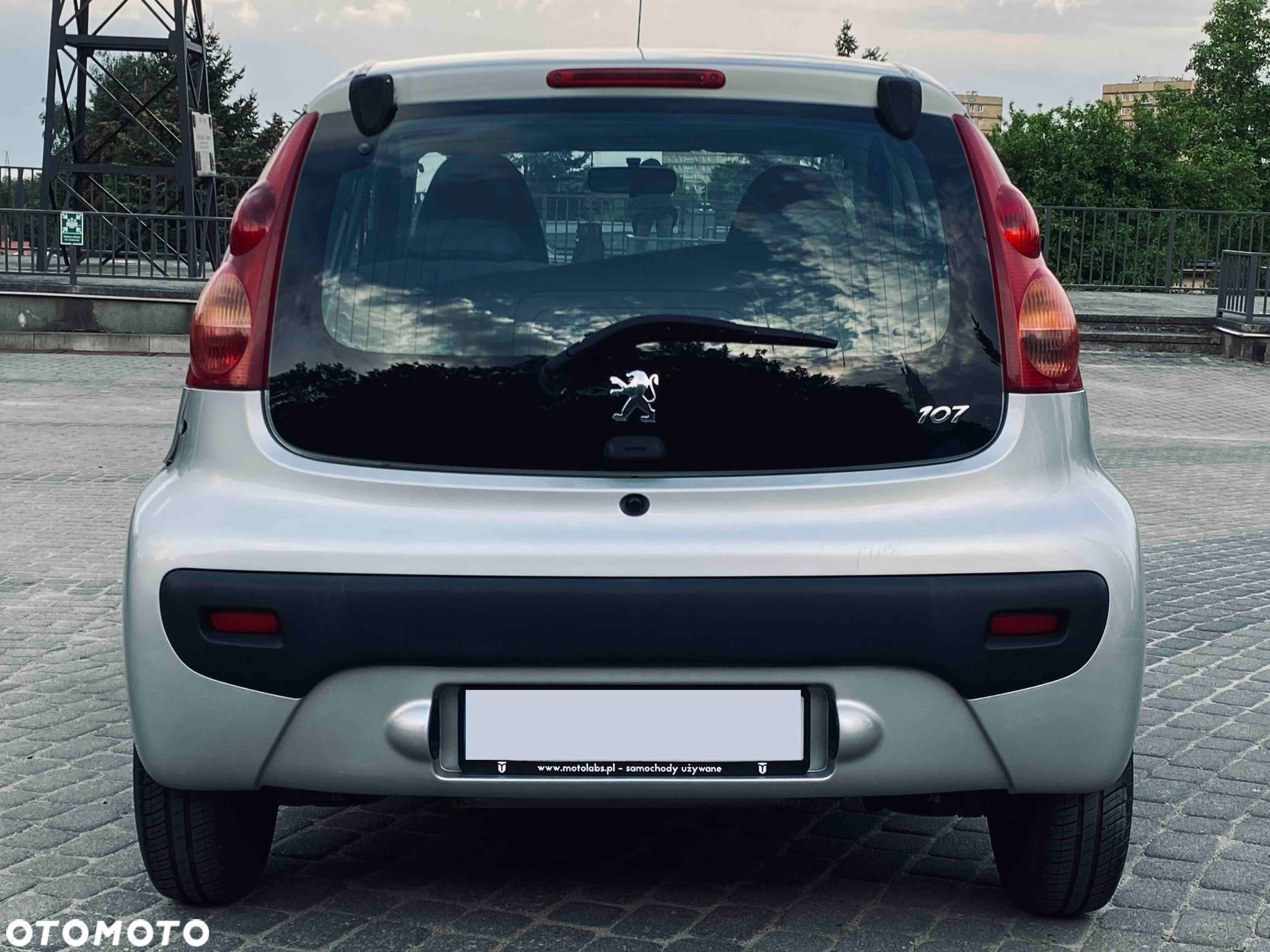 Peugeot 107 1.0 Trendy - 9