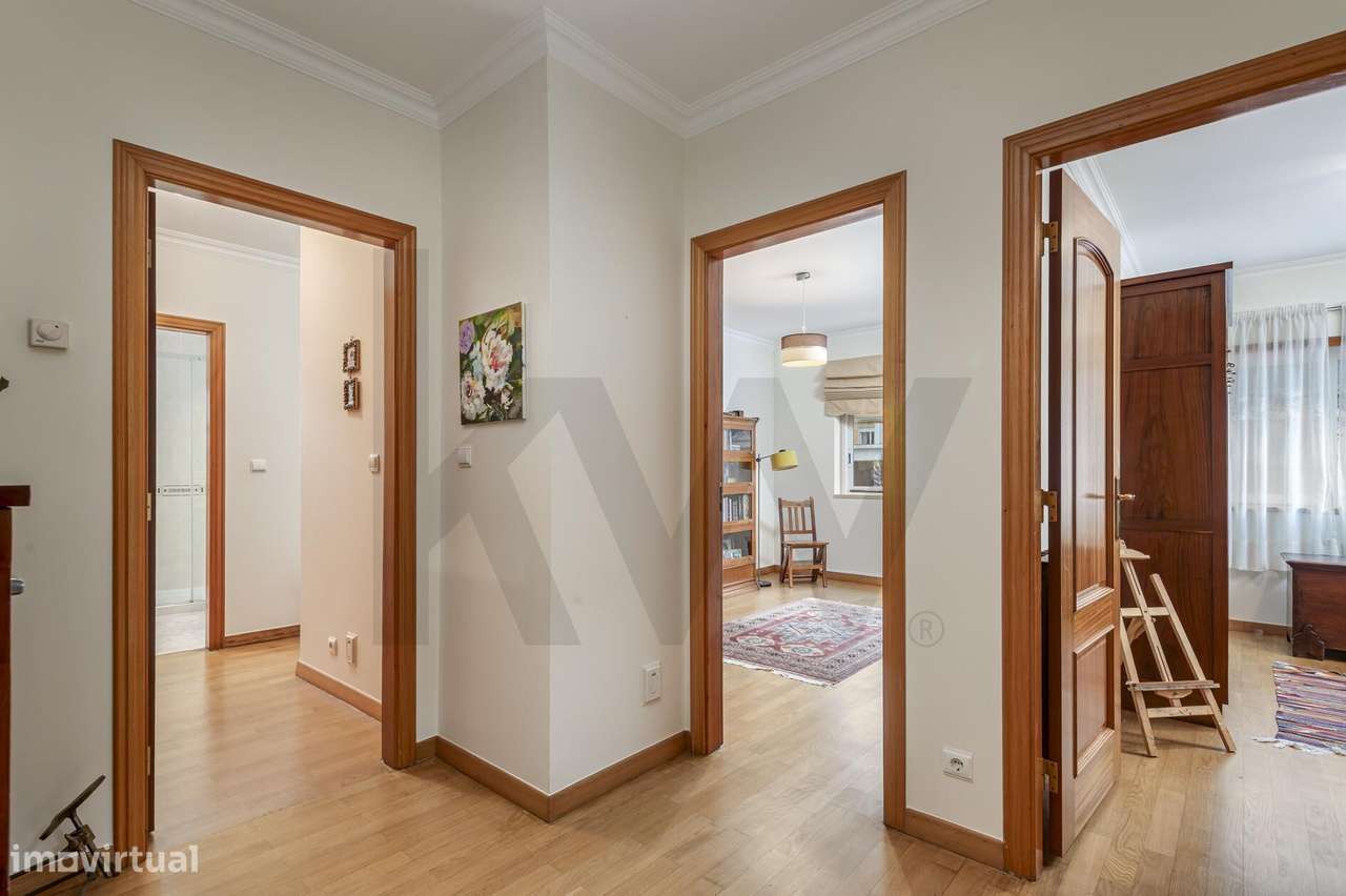 Apartamento T3 com elevador,  estacionamento e arrecadação, Jardins da-10