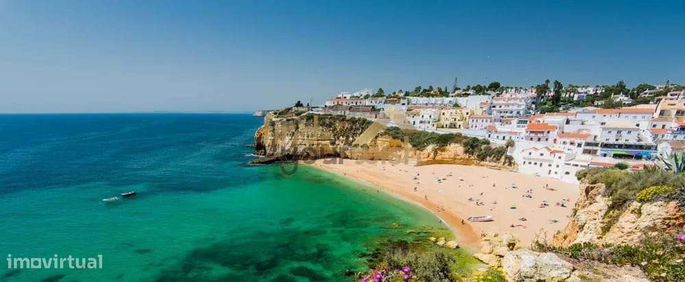 Apartamento T3 com vista para o campo de golfe de Vale da Pinta – Alga-9