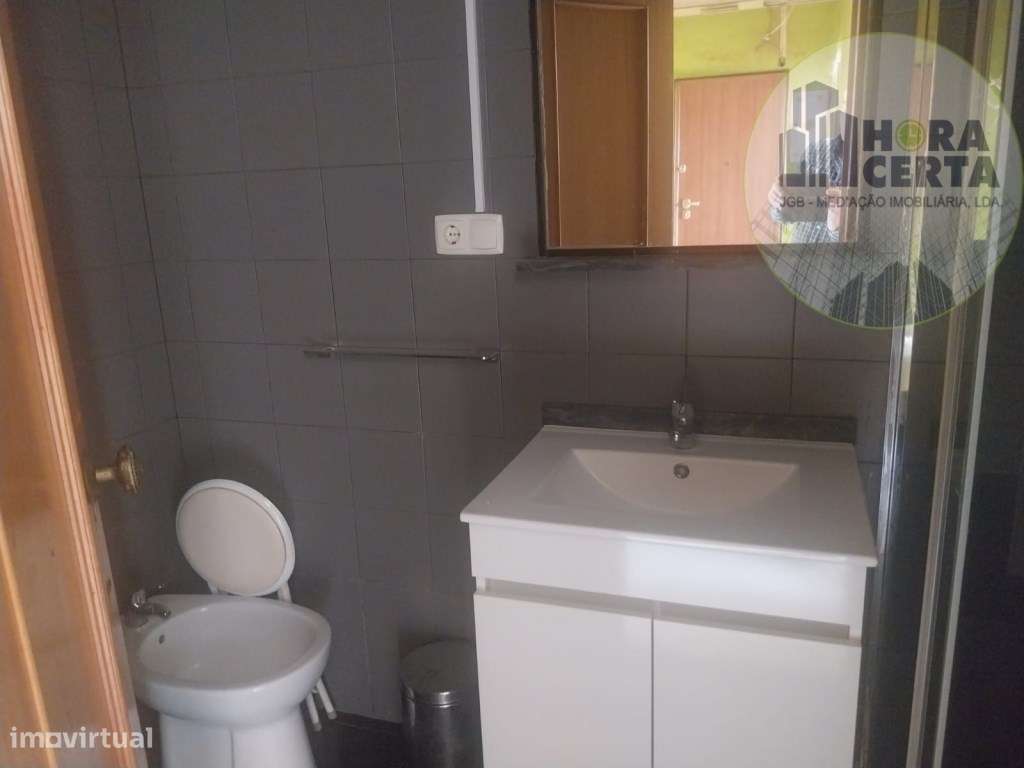 Apartamento T3+1 na Arrentela!-8