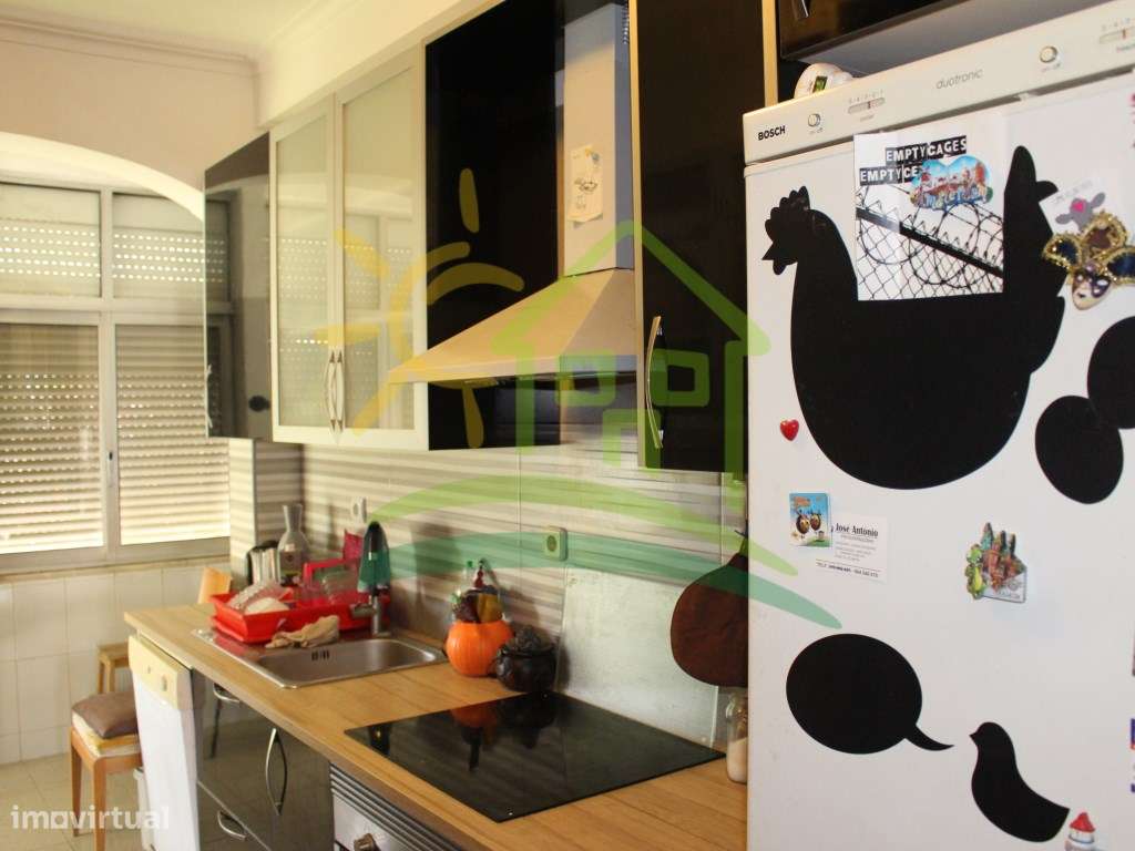 Apartamento T3+2 em Olival Basto - Oportunidade Única com Sótão-21