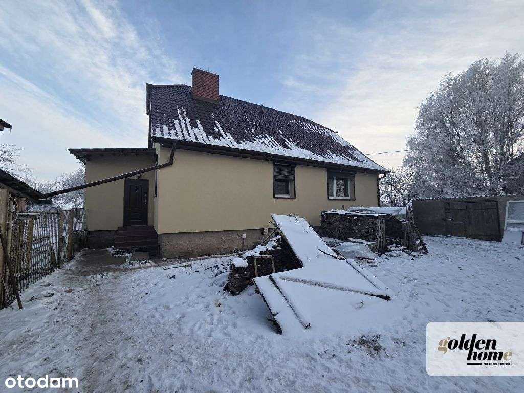 Dom z zabudowaniami gospodarskimi na działce 3478m-14