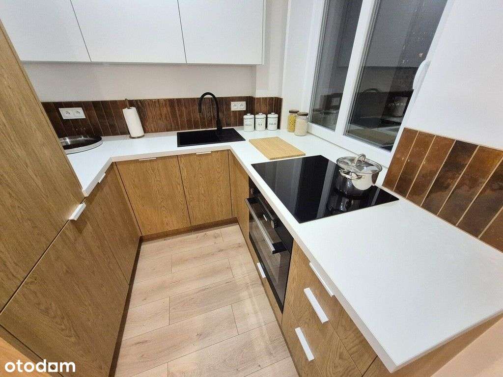 Ok Sky Tower-3 Pok-Po Remoncie-Miejskie-Balkon 5m2 - Pełny obrazek: 2/18